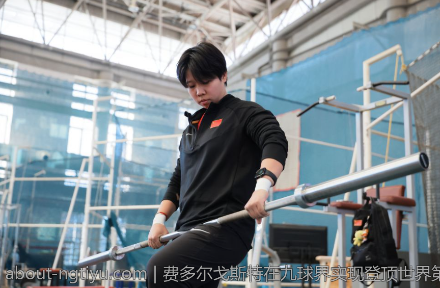 费多尔戈斯特在九球界实现登顶世界第一的梦想